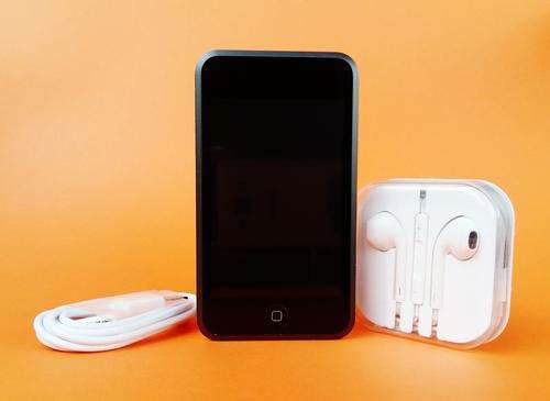 iPod touch | 8GB