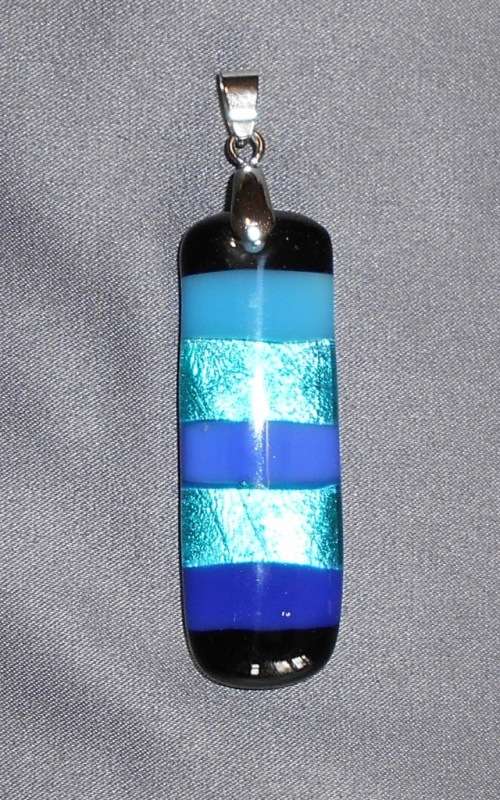 Amazing Blues and sparkling silver Pendant