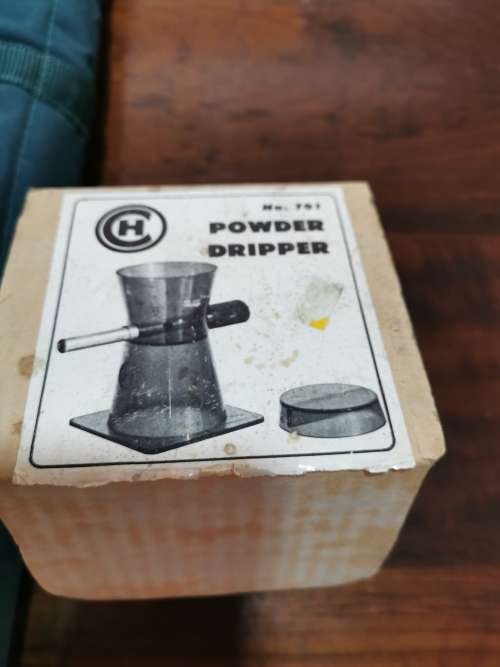 Rifle bag, powder trickler and Leupold Alumina 40mm YL Yellow Scope Intensifier
