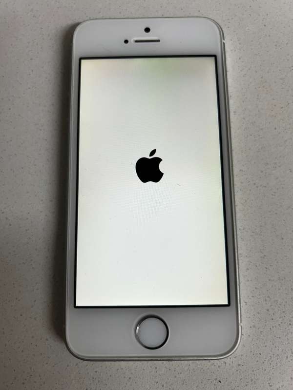 iPhone SE