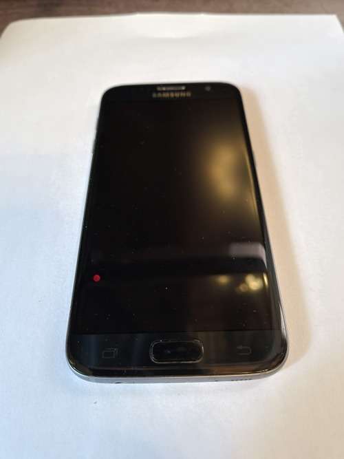 Samsung Galaxy S7- Black (OFFERS ACCEPTED)