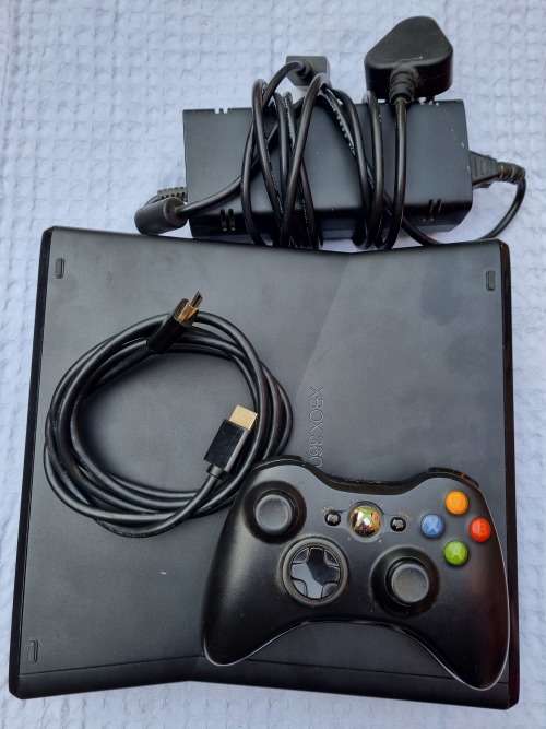 Xbox 360 console, HDMI included, 1 Remote included, OFFERS ACCEPTED