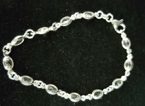 Sterling Silver braclete set with Cz  in perfect condition