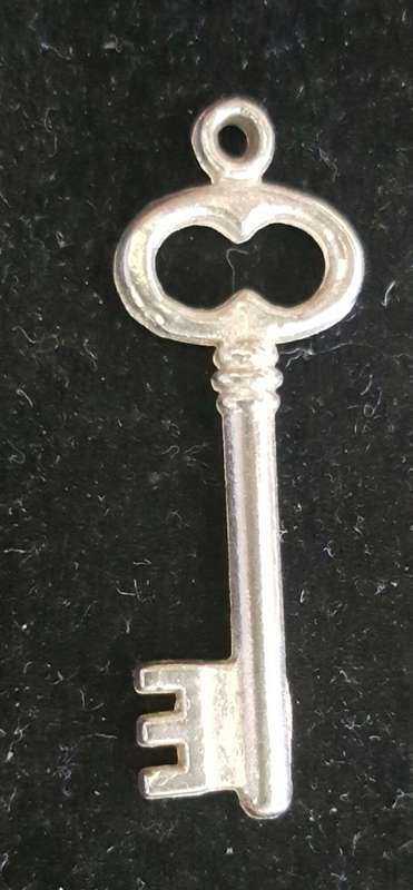 STERLING SILVER KEY
