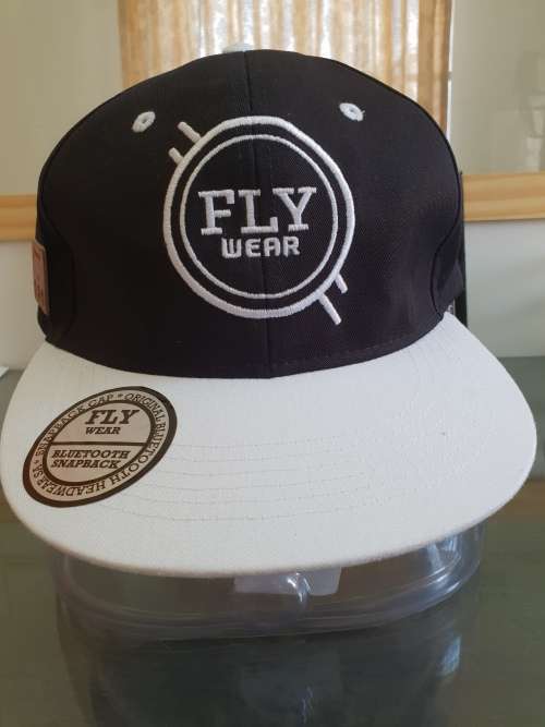 QUALITY BLUETOOTH FLY WEAR AUDIO  SNAP CAPS