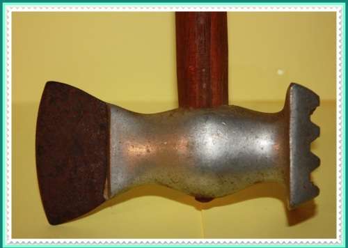 MEAT TENDERIZER CLEVER VINTAGE WOODEN HANDLE