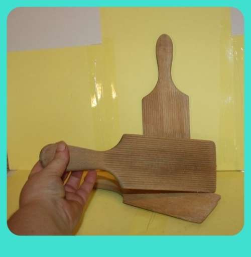 BUTTER PADDLE TRIO VINTAGE WOOD GROOVED