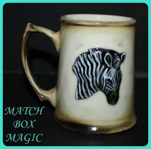 VINTAGE NATIONAL PARKS SOUVINIR MUG WITH RAISED PICTURE OF A ZEBRA