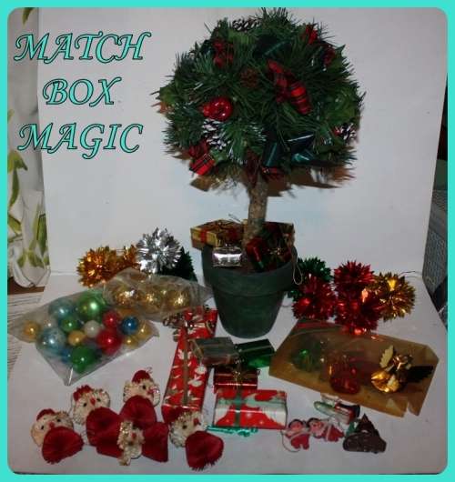 CHRISTMAS TOPIARY AND DECORATIONS INCLUDING VINTAGE BAUBLES AND CONCERTINA FATHER CHRISTMASX5
