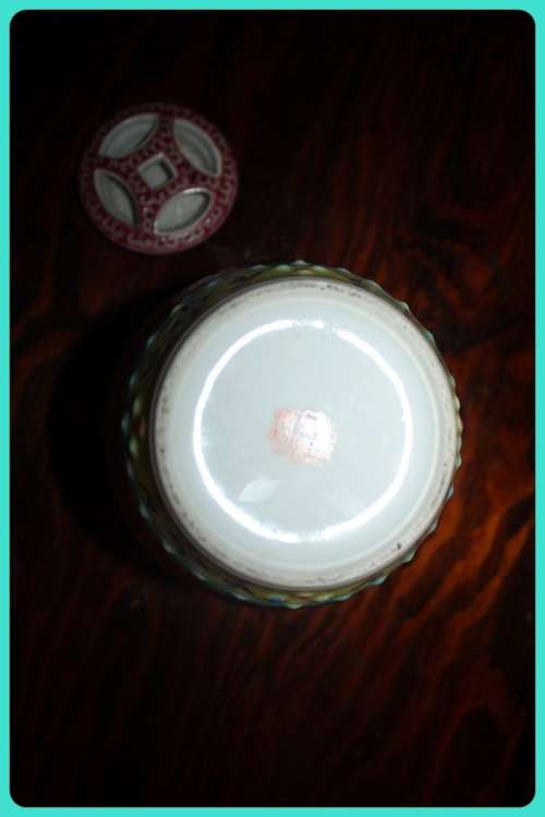 VINTAGE CHINESE PORCELAIN YELLOW TURQUOISE FAMILLE ROSE PINK GINGER JAR  OBLONG SHAPE RECESSED LID