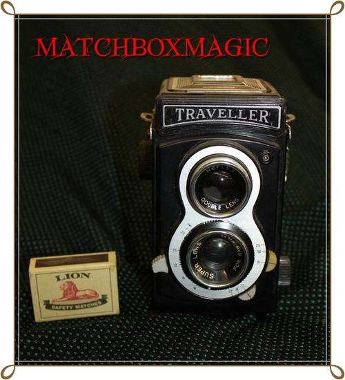 TRAVELLER REFLEX DOUBLE LENS CAMERA NO 102 VINTAGE