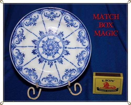 VILROY AND BOSCH DRESDEN PLATE BLUE AND WHITE