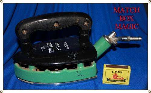 THE RHYTHM NO 375U RADIATION GAS IRON