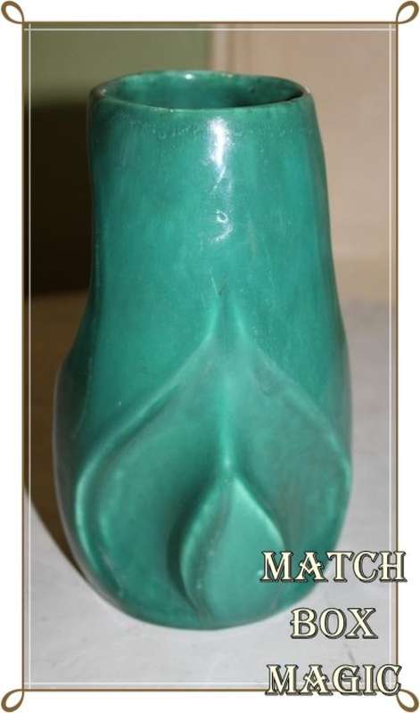 UNUSUAL SHAPE LUCIA VASE MARKED UNDERNEATH WITH NO.5012
