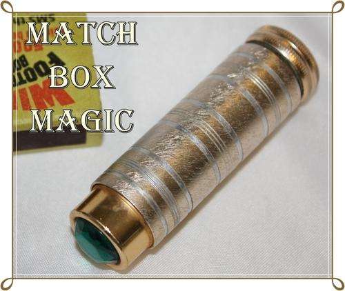 VERY COLLECTIBLE VINTAGE  KIGU OF LONDON POWDER PUFF ATOMIZER