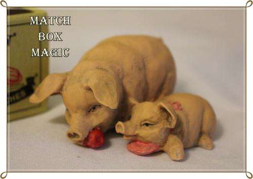 SWEET PIGGY ORNAMENT RESIN