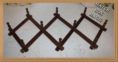 ADJUSTABLE VINTAGE COAT RACK NICE ITEM