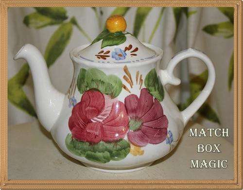 SIMPSONS BELLE FIORE CHANTICLEER WARE TEAPOT SOUGHT AFTER SEE PICS FOR CONDITION