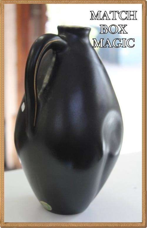 LOVELY LARGE ZUID HOLLAND GOUDA JUG BLACK WITH YELLOW GLAZE INNER TAKE A LOOK