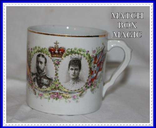 COMMEMORATIVE MUG CROWING OF KING GEORGE v JUNE 1911 STAMPED UNDERNEATH