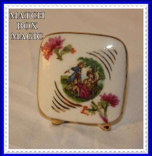 TINY ROMANCE PICTURE PERFECT FOR A DOLLS HOUSE