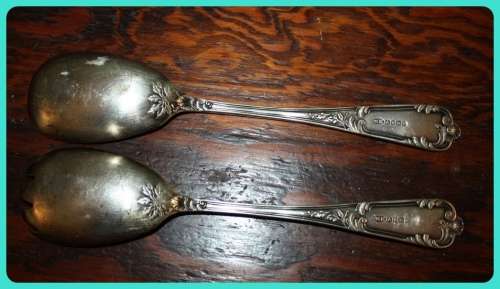 STUNNING SET OF VINTAGE SALAD SERVERS BEAUTIFULLY DECORATED MAKERS MARK ON BACK