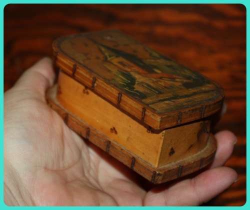 BEAUTIFULLY  MADE HAND PAINTED WOODEN SLIDE BOX FROM HOLLAND  UNUSUAL ITEM