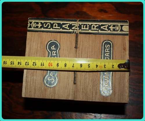TALL SPANERA HAVANA CIGAR BOX VINTAGE WITH ORIGINAL LABELS IN  GOOD CONDITION HINGED LID