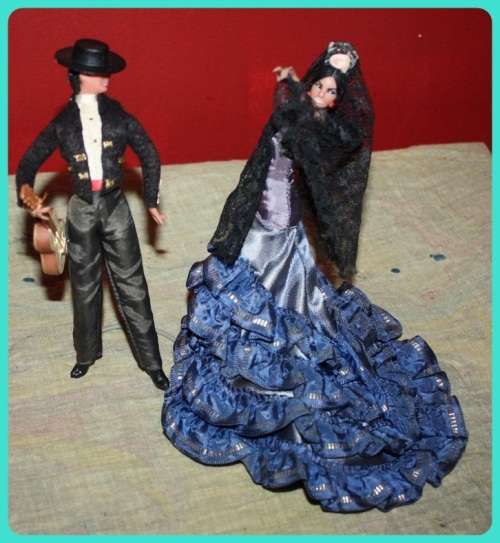 PAIR VINTAGE SPANISH DANCER DOLLS VERY GOOD CONDITION