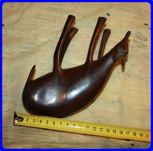 WOODEN HAND CARVED BUCK DUIKER (D)