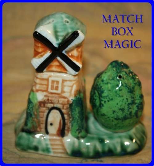 SALT AND PEPPER SET WINDMILL AND BUSH MADE IN JAPAN