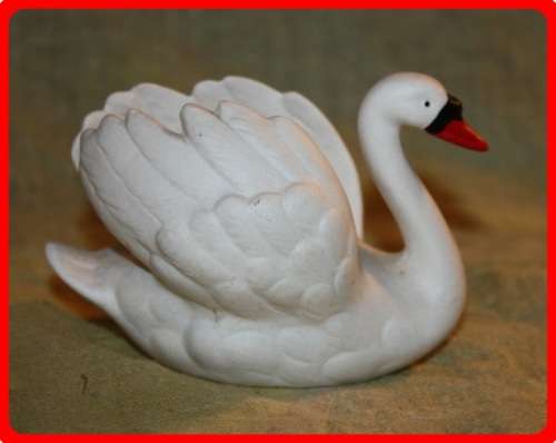 LOVELY PORCELAIN SWAN WITH BEAUTIFUL DETAIL MADE IN WEST GERMANY VINTAGE