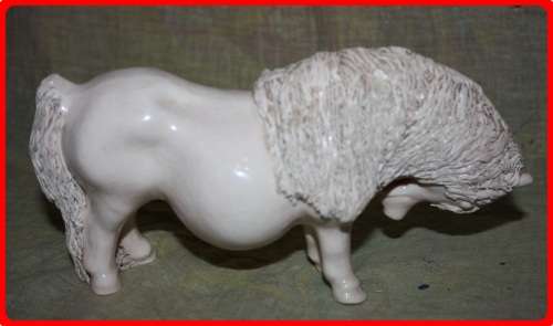 CHEVAL CERAMICS SPAGHETTI HAIR PONY STANDING UP HEAD BOWED  LARGE