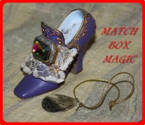 COLLECTABLE SHOE BAROQUE SPLENDOR  FROM THE STEPPING IN TIME ORNAMENT COLLECTION.   PURPLE WITH  LAB
