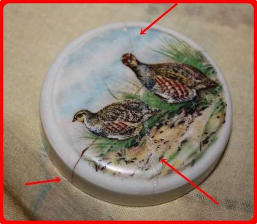 THE GENTLEMAN'S RELISH POT AND LID WITH PARTRIDGE BIRD DETAILS (R)