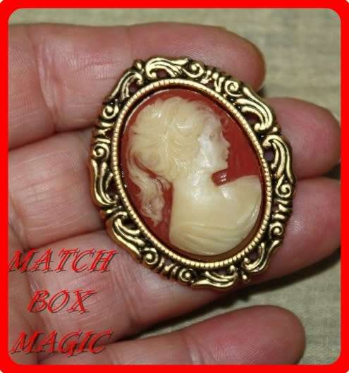 PRETTY CAMEO SILHOUETTE BROOCH REPLICA
