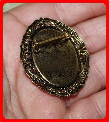 PRETTY CAMEO SILHOUETTE BROOCH REPLICA