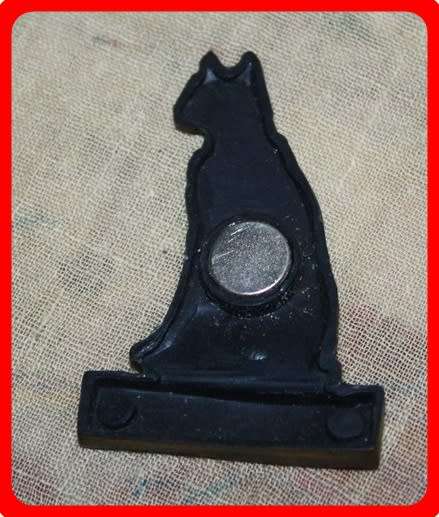 EGYPTIAN CAT FRIDGE MAGNET METAL