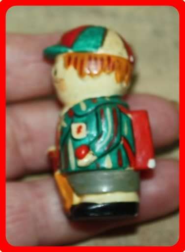 VINTAGE HAND PAINTED SCHOOL BOY WITH CRICKET BAT AND SATCHEL HEIGHT 5CM