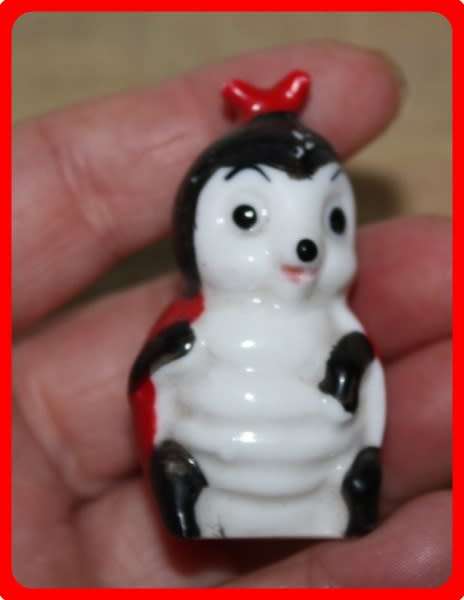SWEET LADY BUG ORNAMENT CERAMIC