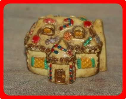 VINTAGE GINGERBREAD COTTAGE PRINTERS TRAY ITEM