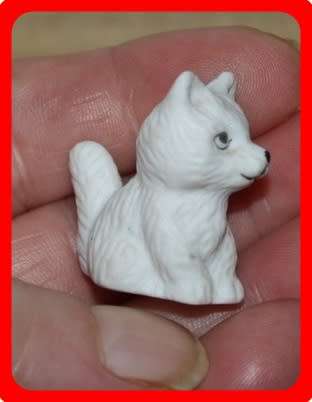 TINY PORCELAIN FOX WHITE