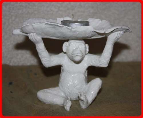 FUN ITEM MONKEY SHELTERING UNDER A BANANA LEAF TEALIGHT CANDLE HOLDER