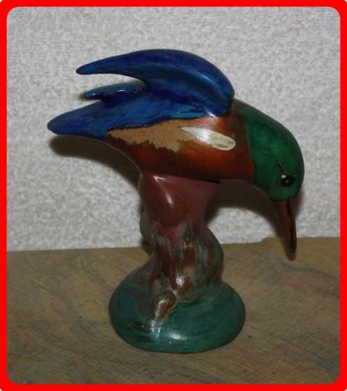 VINTAGE KINGFISHER BIRD ORNAMENT PERFECT NEXT TO A POND OR WATER FEATURE