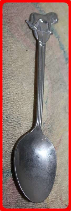 VINTAGE KRUGERPARK WILDTUIN SOUVENIR TEASPOON EPNS TOPPED WITH A LION