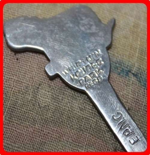VINTAGE KRUGERPARK WILDTUIN SOUVENIR TEASPOON EPNS TOPPED WITH A LION