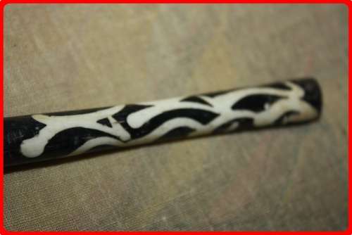 DECORATIVE WOODEN SPOON BLACK AND WHITE HANDLE