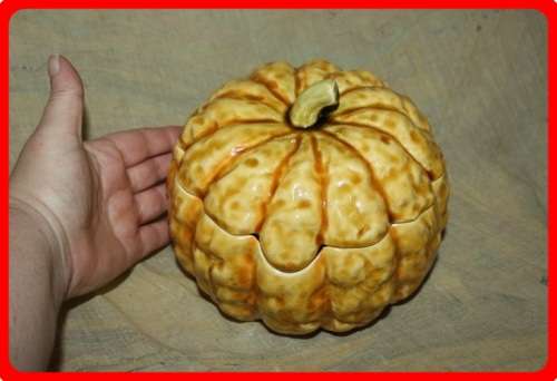 PUMPKIN SOUP TUREEN MADE IN FRANCE (D)