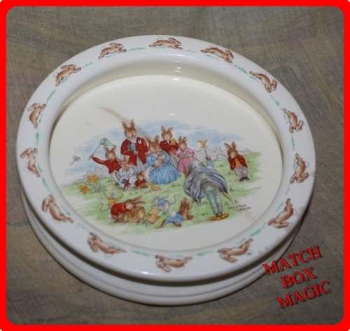 LARGE ROYAL DOULTON BUNNYKINS BOWL  THE PHOTOGRAPH 1954 ART WORK BY BARBARA VERNON (D)