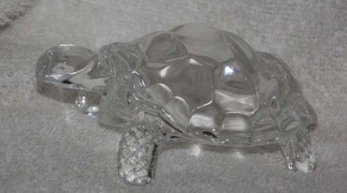 LOVELY GLASS TORTOISE PERFECT FOR THE COLLECTOR